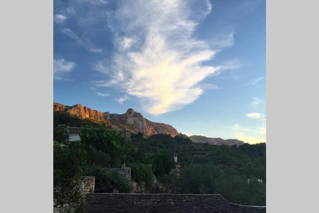 CASA NICOLE Naturaleza, Montañas y Piscina Privada en Alicante Carroja Exterior foto